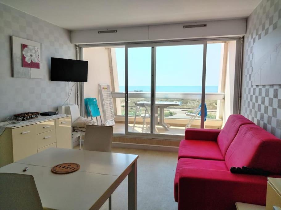 Appartement Vue Mer 4 Personnes Les Bains Exterior photo